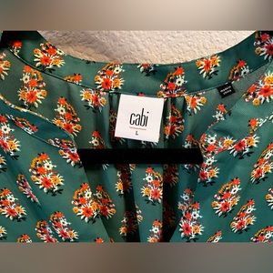 Cabi Women's Oversized XL BUST 60" Abstract Floral Animal Print Vibrant Emerald